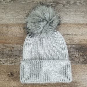 Norla Canada WOOL ALPACA Blend Women's LightGray Knit POM Beanie Luxury Handmade